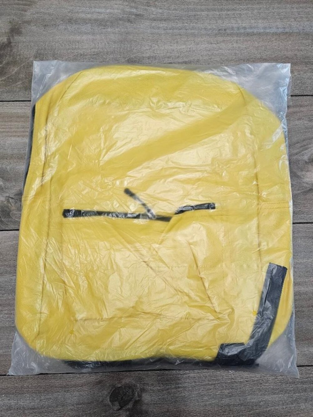 Winterlace 17" Yellow Backpack School Book Bag Lightweight Travel Daypack NWT